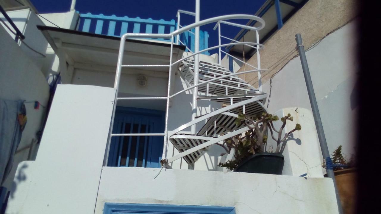 Traditional Renovated House In The Centre Of Anafi Exterior foto